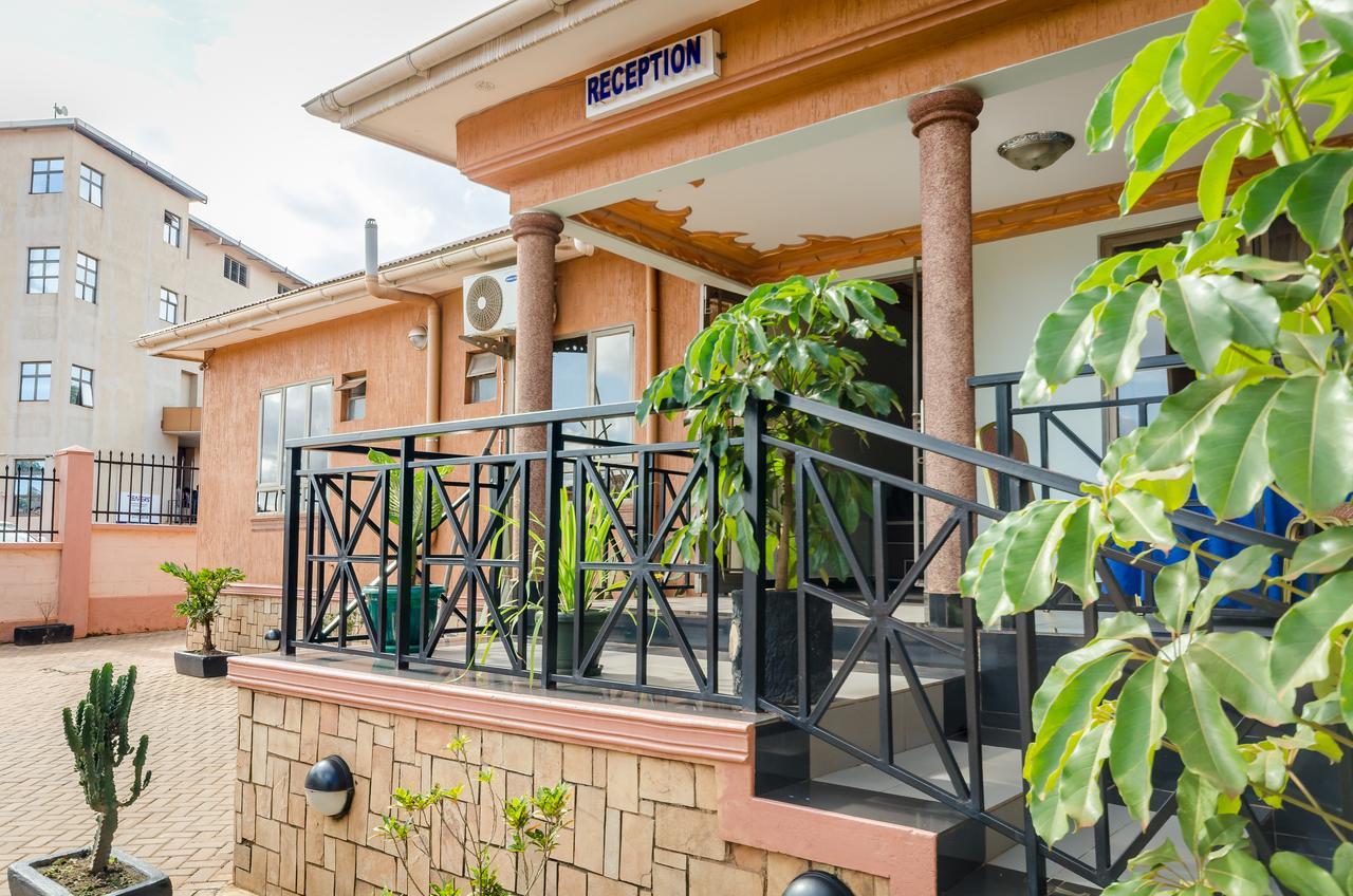 Mt. Zion Hotel Annex Kampala Buitenkant foto
